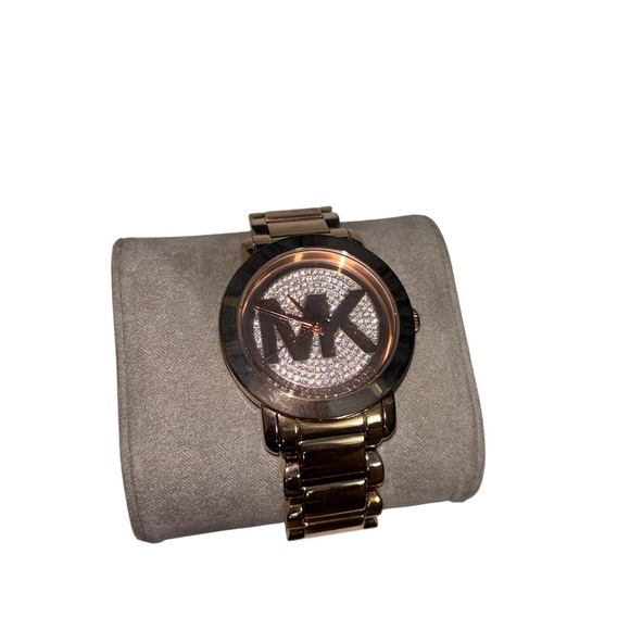 Michael Kors Rose Gold Men's Watch - Picture 2 of 3